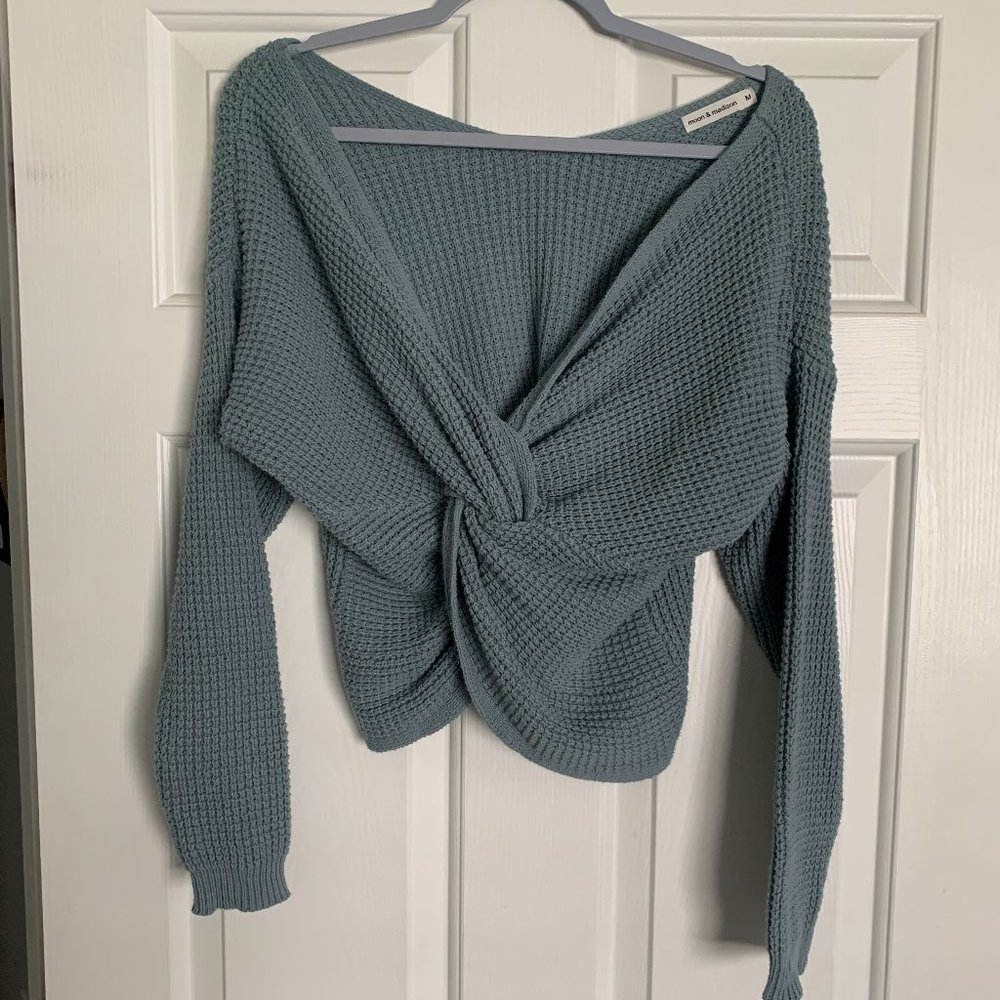 MOON & MADISON Long Sleeve Knit Sweater Women's Size Medium